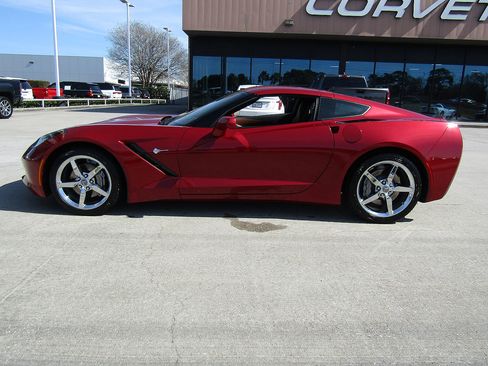 Used 2014 Chevrolet Corvette Stingray Coupe w/ 3LT Preferred Equipment Group image 8