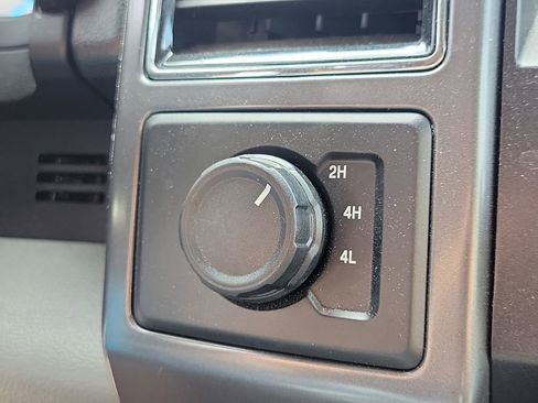 Used 2020 Ford F150 XLT w/ Equipment Group 301A Mid AWD/4WD image 27