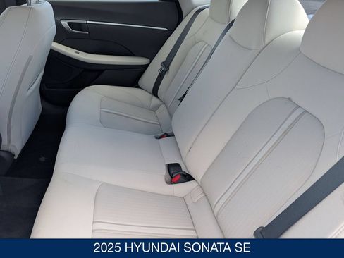 Certified 2025 Hyundai Sonata SE FWD image 16