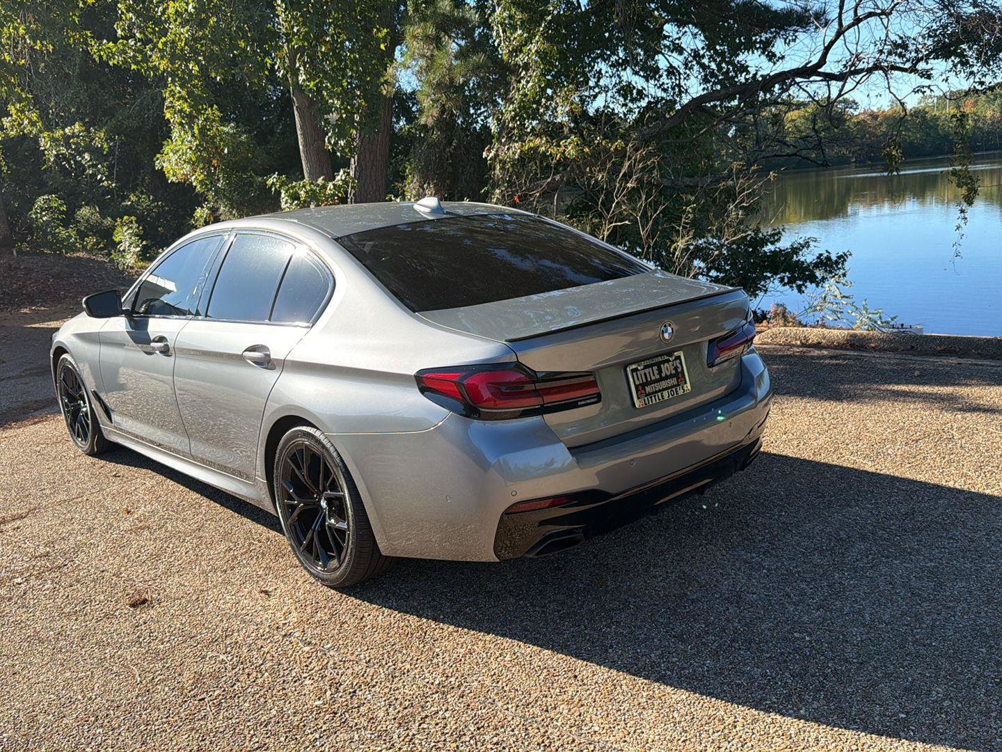 Used 2023 BMW 530i xDrive w/ M Sport Package AWD/4WD image 8