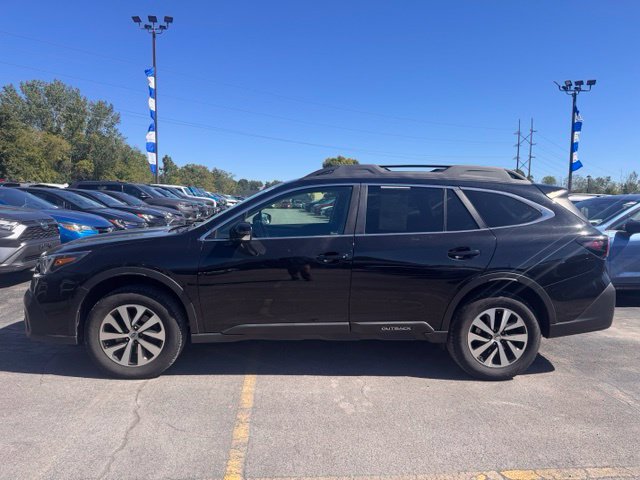 Used 2021 Subaru Outback Premium AWD/4WD image 3