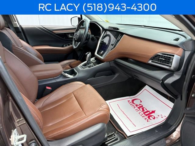 Used 2020 Subaru Outback Touring AWD/4WD image 2