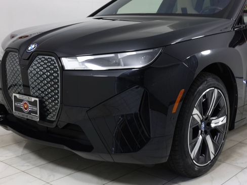 Used 2024 BMW iX xDrive50 w/ Premium Package AWD/4WD image 47