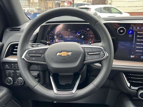 Used 2025 Chevrolet Suburban High Country w/ Sun And Tow Package image 14