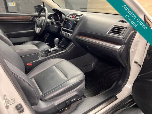 Used 2017 Subaru Outback 2.5i Limited image 8