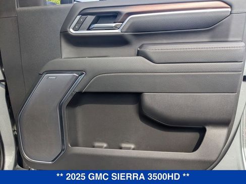 New 2025 GMC Sierra 3500 Denali w/ Denali Reserve Package image 37