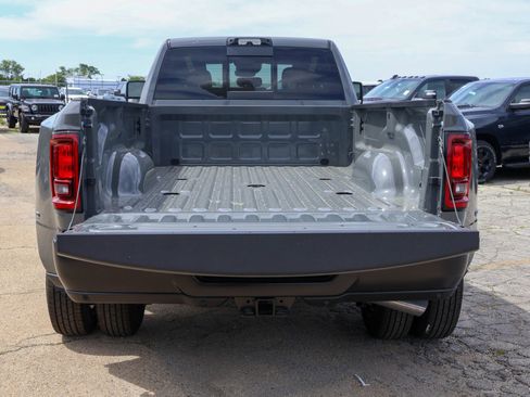 New 2026 RAM 3500 Tradesman AWD/4WD image 11