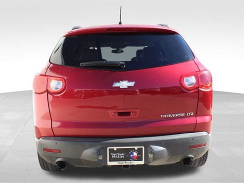 Used 2012 Chevrolet Traverse LTZ image 7