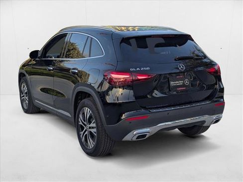 New 2025 Mercedes-Benz GLA 250 image 8
