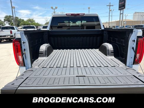 New 2026 GMC Sierra 1500 Denali w/ Technology Package AWD/4WD image 6