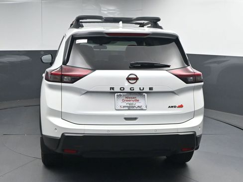 Certified 2025 Nissan Rogue SV AWD/4WD image 6