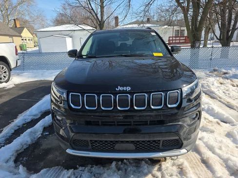 Used 2022 Jeep Compass Limited image 2