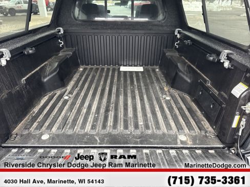 Used 2019 Toyota Tacoma SR w/ SR Convenience Package image 9
