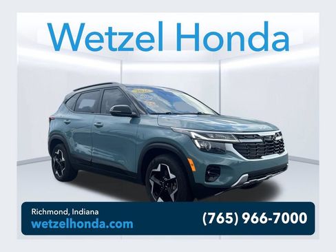 Used 2025 Kia Seltos S AWD/4WD image 1