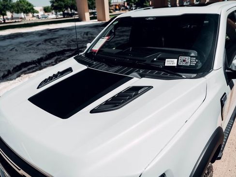 New 2025 Ford F150 XLT w/ Equipment Group 303A High image 38