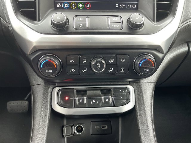 Used 2021 GMC Acadia SLE w/ Driver Convenience Package FWD image 18