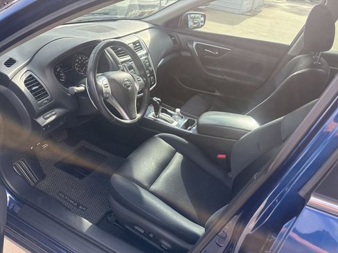 Used 2018 Nissan Altima 2.5 SR FWD image 9