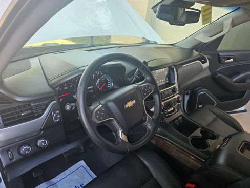 Used 2019 Chevrolet Suburban LT AWD/4WD image 23