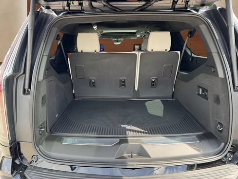 New 2026 Cadillac Escalade ESV Platinum Sport w/ LPO, ONYX Package AWD/4WD image 8