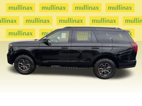 New 2026 Ford Expedition Tremor image 8
