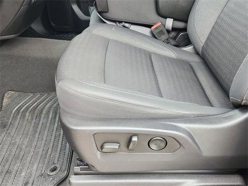 Used 2023 Chevrolet Silverado 1500 Custom image 23