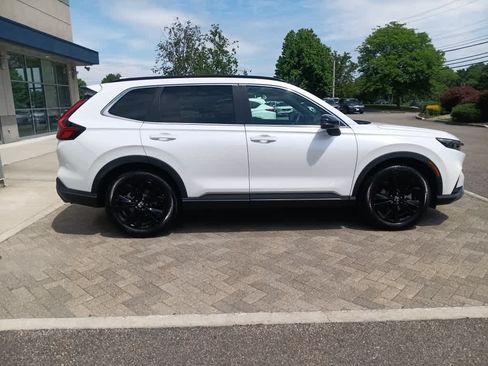 Used 2025 Honda CR-V Sport Touring image 7