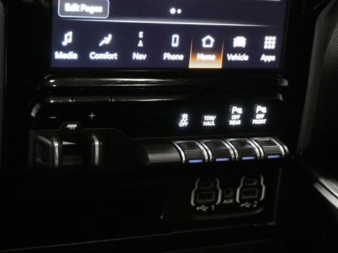 Used 2023 RAM 1500 Laramie image 31