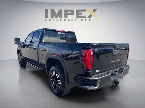 Used 2024 GMC Sierra 2500 Denali Ultimate AWD/4WD image 6