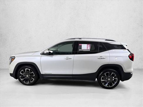 Used 2023 GMC Terrain SLT FWD image 7