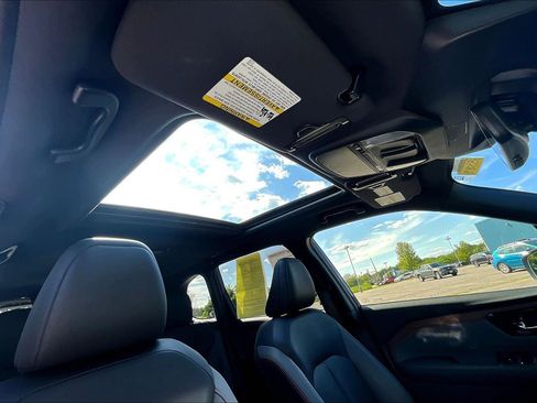 Used 2025 Subaru Forester Sport image 17