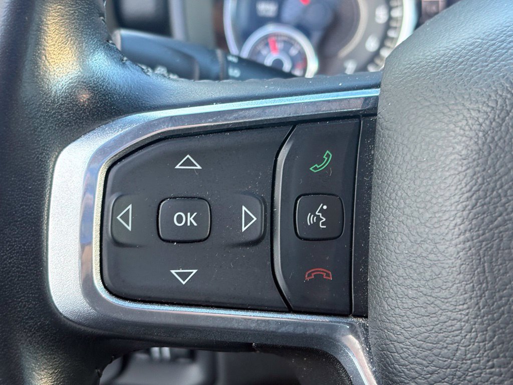 Used 2023 RAM 1500 Laramie AWD/4WD image 18