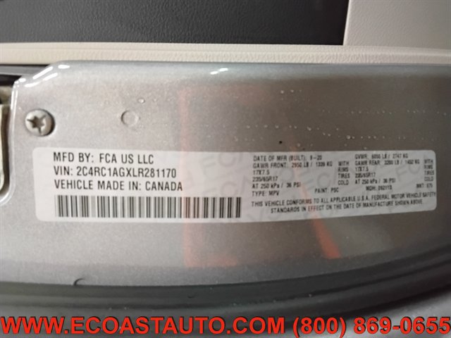 Used 2020 Chrysler Voyager L FWD image 18