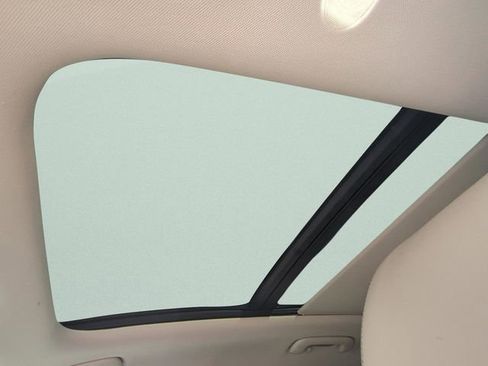 Certified 2023 Genesis GV70 2.5T w/ Select Package image 19