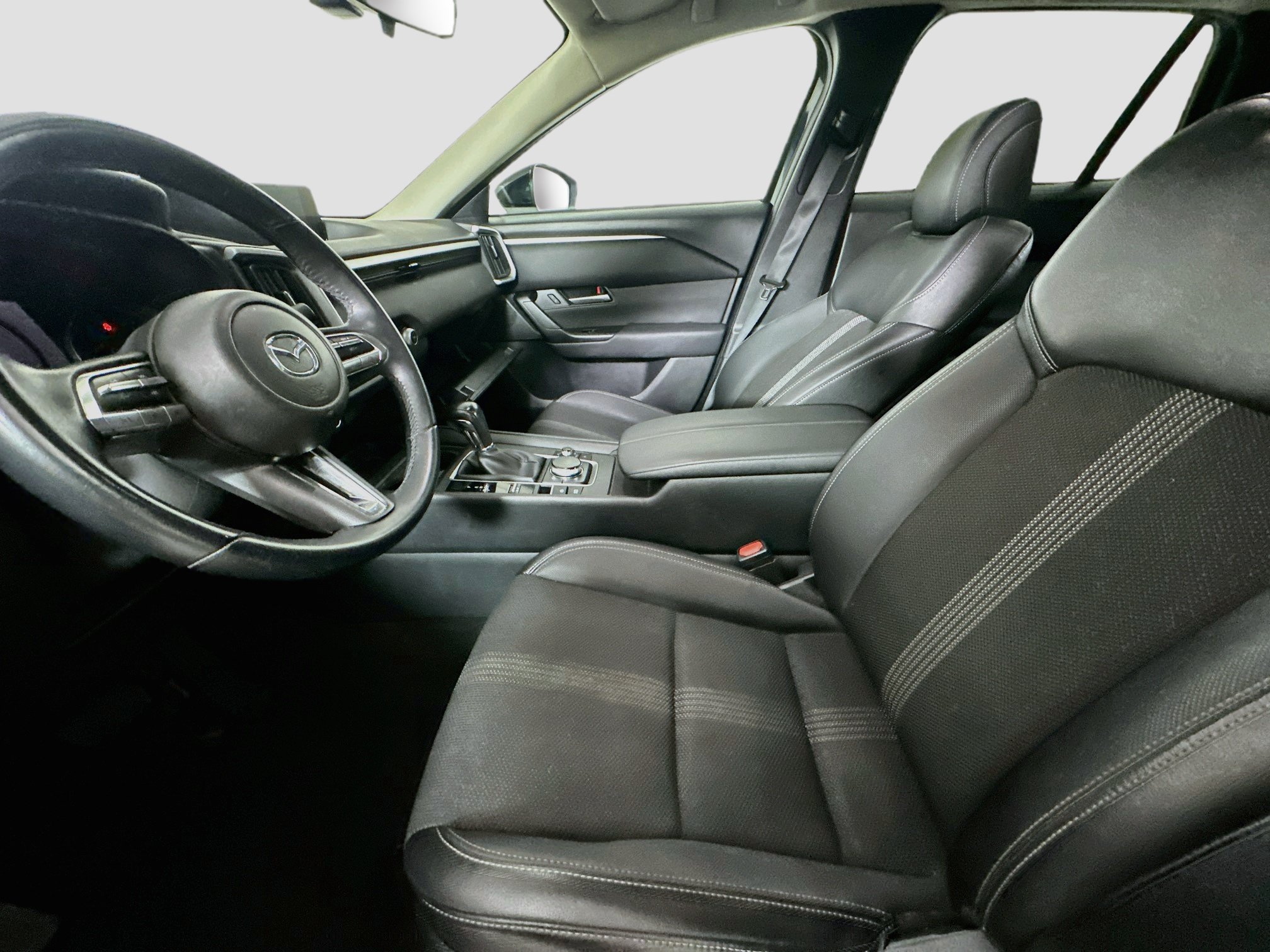 Used 2025 MAZDA CX-50 AWD 2.5 S w/ Select Package image 13