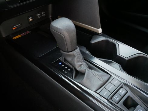 Certified 2025 Toyota Camry LE FWD image 24