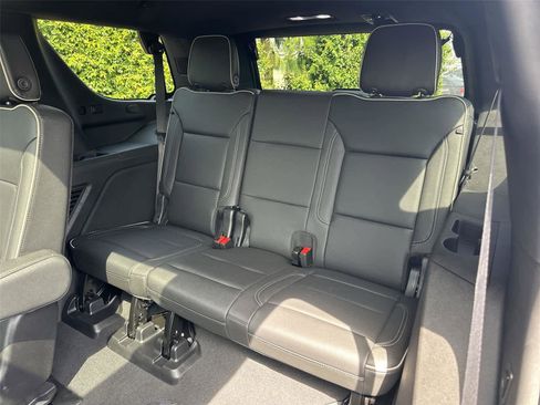 Used 2024 Chevrolet Tahoe Premier image 32