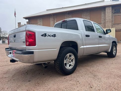 Used 2007 Dodge Dakota SLT w/ Trailer Tow Group AWD/4WD image 7