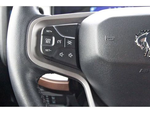 Used 2022 Ford Bronco Outer Banks image 17