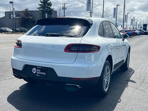 Used 2018 Porsche Macan AWD/4WD image 7