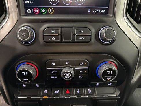 Used 2022 Chevrolet Silverado 1500 RST image 18