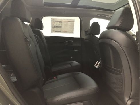 New 2026 Kia Sorento X-Line EX image 11