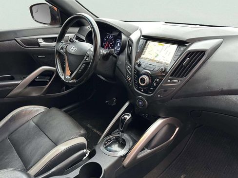 Used 2016 Hyundai Veloster Turbo w/ Option Group 04 image 17