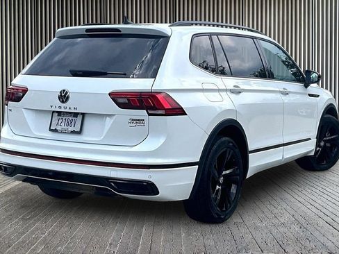 Used 2023 Volkswagen Tiguan SE R-Line AWD/4WD image 14