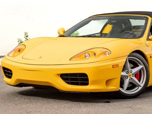 Used 2001 Ferrari 360 Spider RWD image 3
