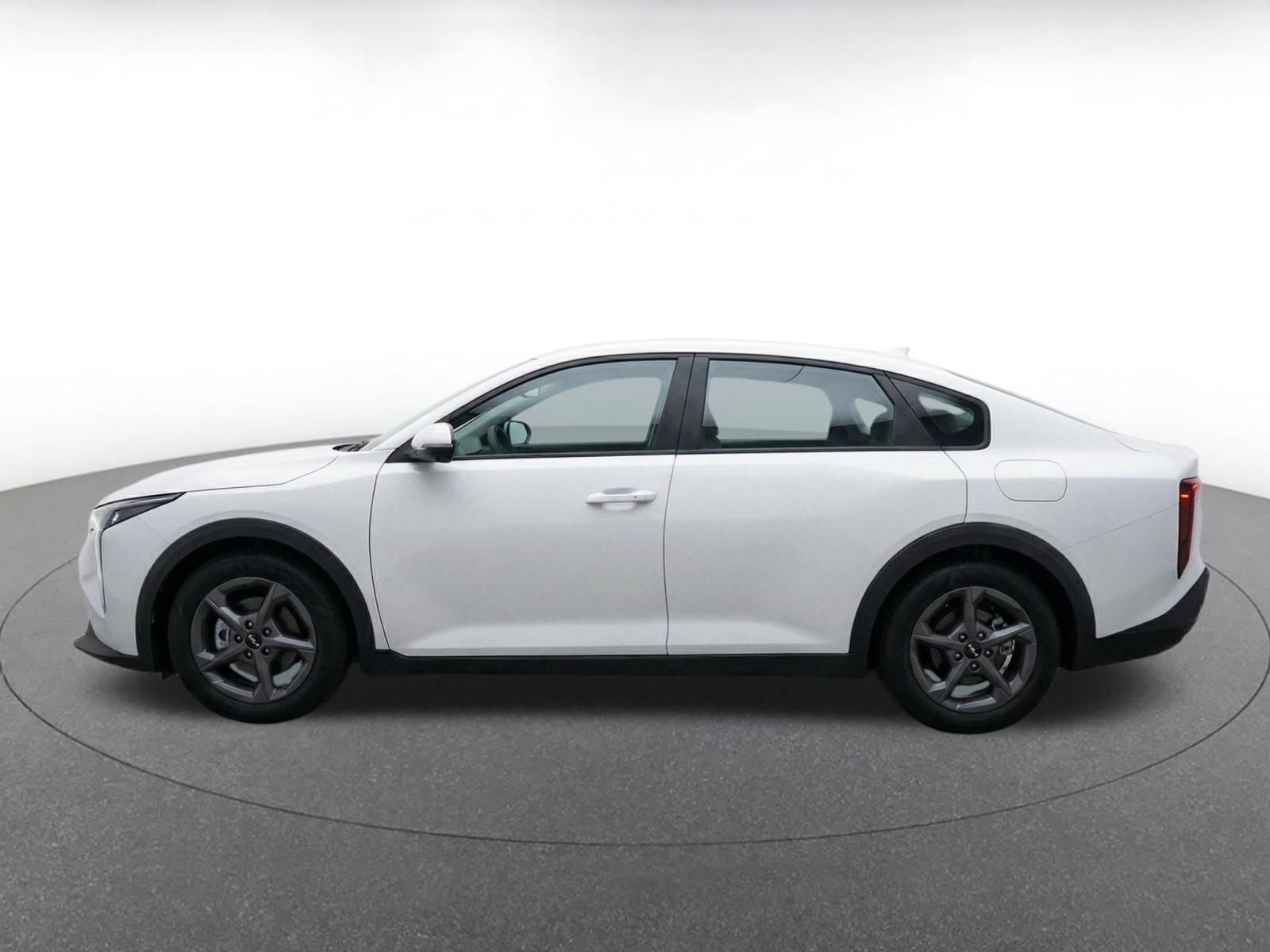 Used 2026 Kia K4 FWD image 7
