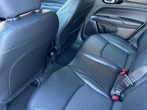 New 2026 Jeep Compass Latitude image 12
