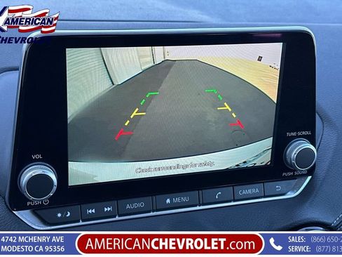 Used 2025 Nissan Sentra SV FWD image 26