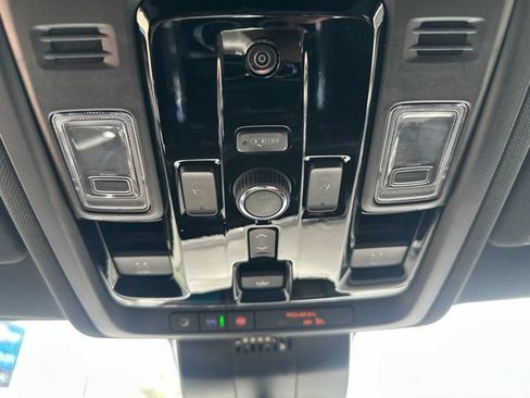 New 2026 Chevrolet Tahoe High Country AWD/4WD image 16