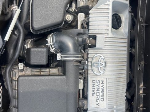 Used 2013 Toyota Prius V Five FWD image 46