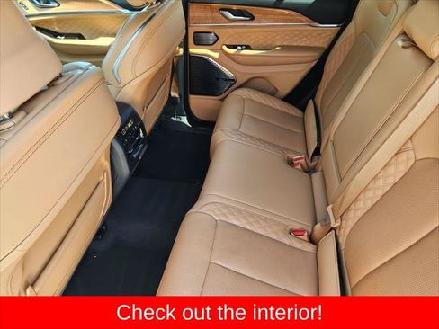 Certified 2024 Jeep Grand Cherokee Summit AWD/4WD image 42